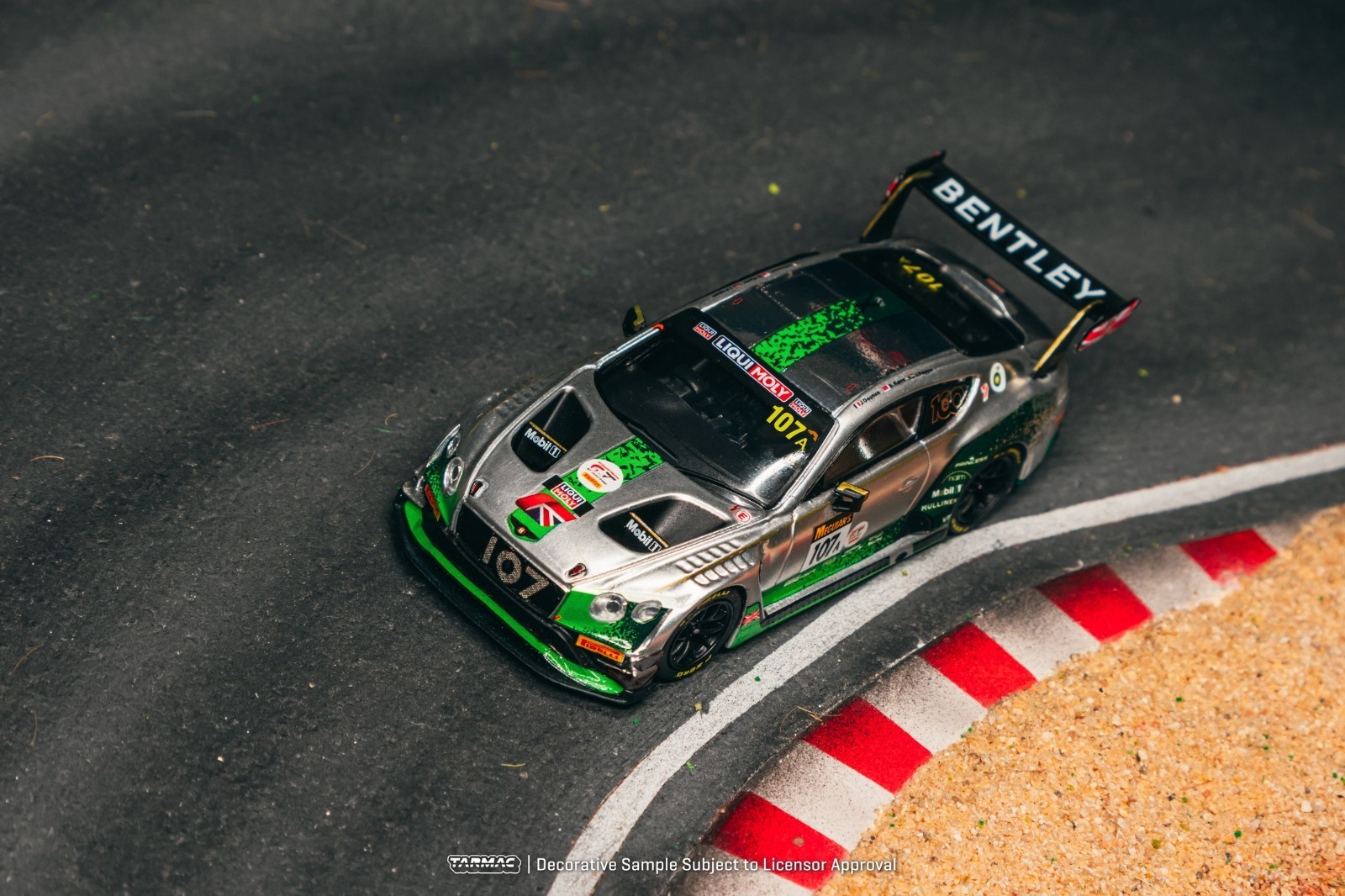 Tarmac Works 1:64 Bentley Continental GT3, Bathurst 12 Hour 2019