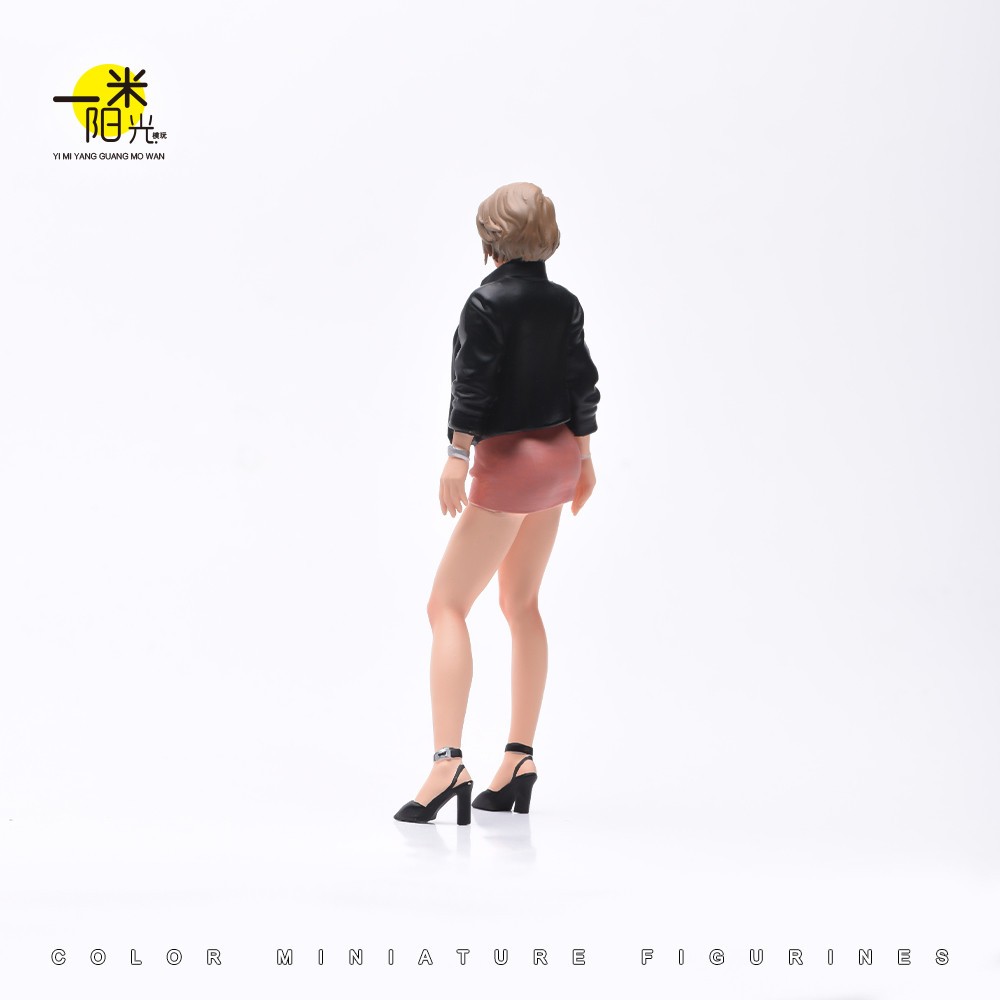 1/18 Sexy Mini skirt Dress Female Girl Scene Miniature Figure Doll Model Gift