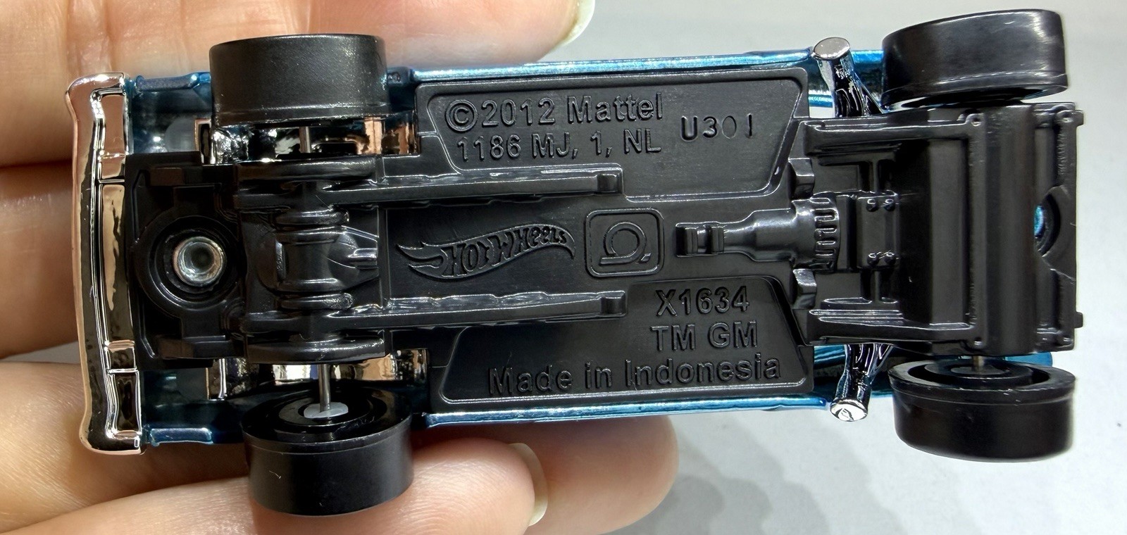 Hot Wheels CUSTOM MADE Redline SPECTRAFLAME Blue ’55 Chevy GASSER