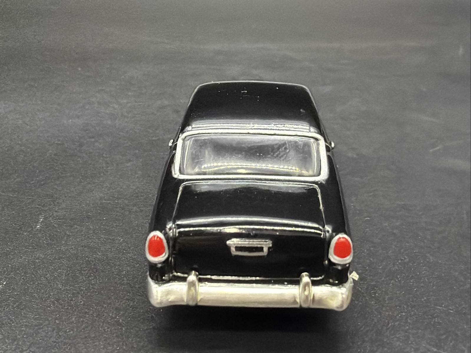 Hot Wheels Premium American Graffiti ’55 Chevy (Q16)