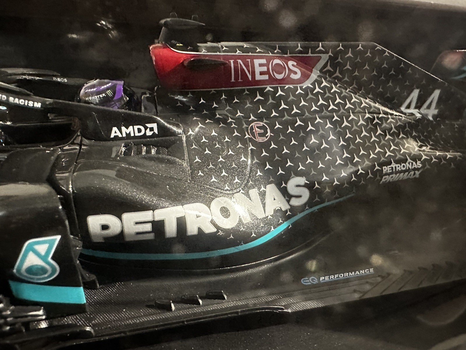 Mini Champs Lewis Hamilton 1:18 Syrian Gp Winner 2020 Collectible