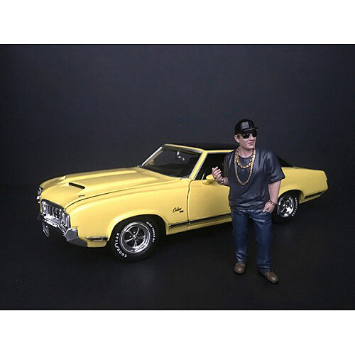“HANGING OUT II” JUAN FIGURINE FOR 1/18 SCALE MODELS BY AMERICAN DIORAMA 38185