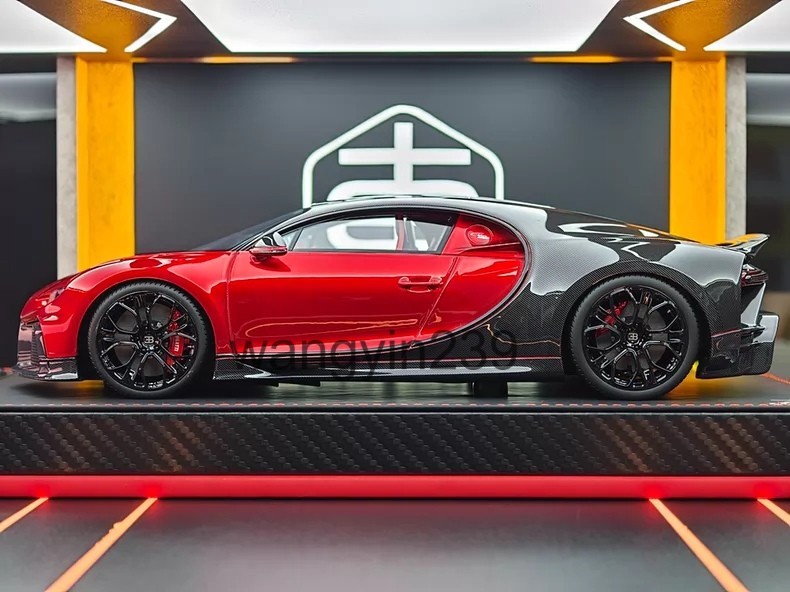 BBA Model 1/18 Bugatti Chiron Profilée Metallic Red Car Model