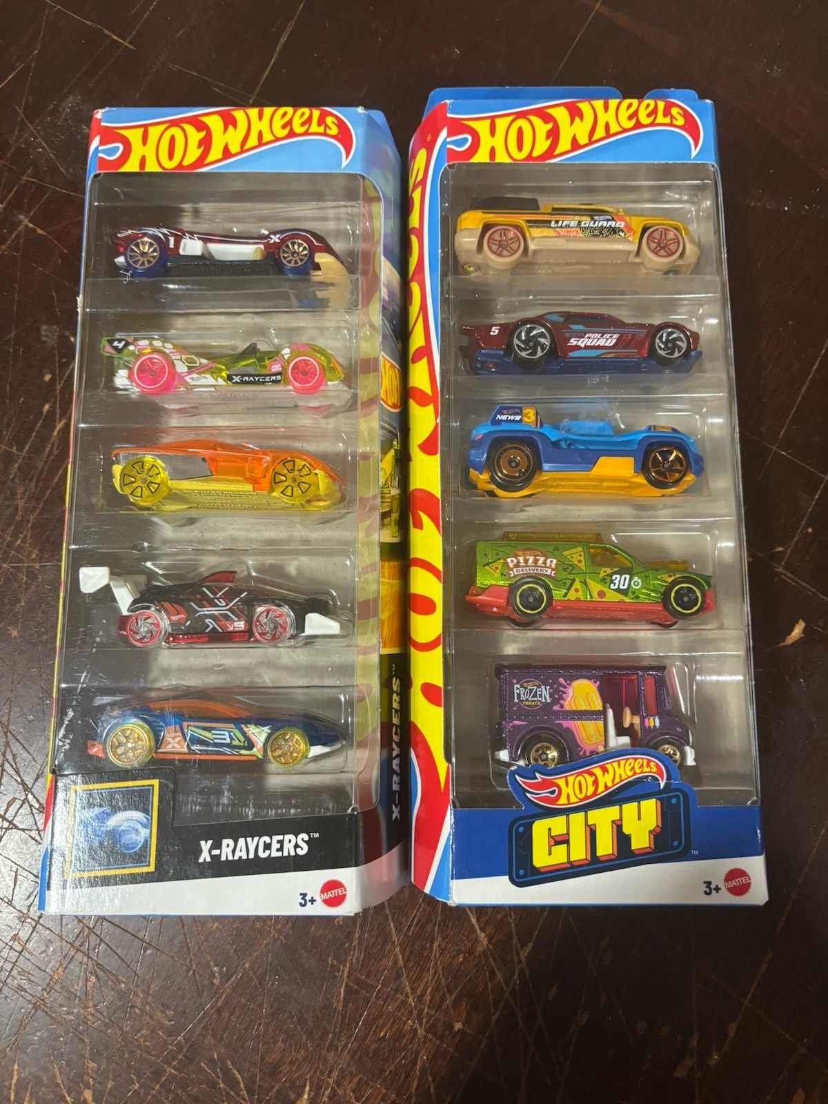 Lot of 7 Hot Wheels 5 Car Gift Packs NEW Plus 2 Maisto 5 Cars- One 8 Cars Pack