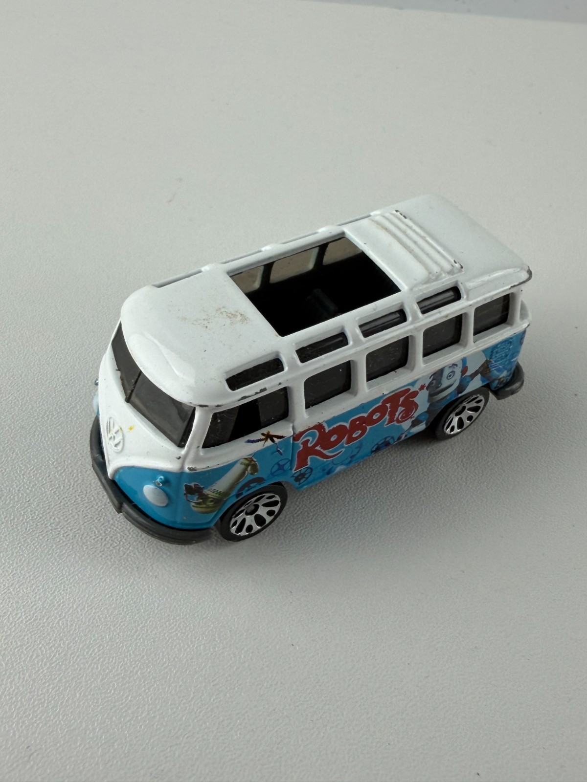 Hot Wheels Volkswagen VW Transporter Bus Blue Robots Movie Diecast Toy Model