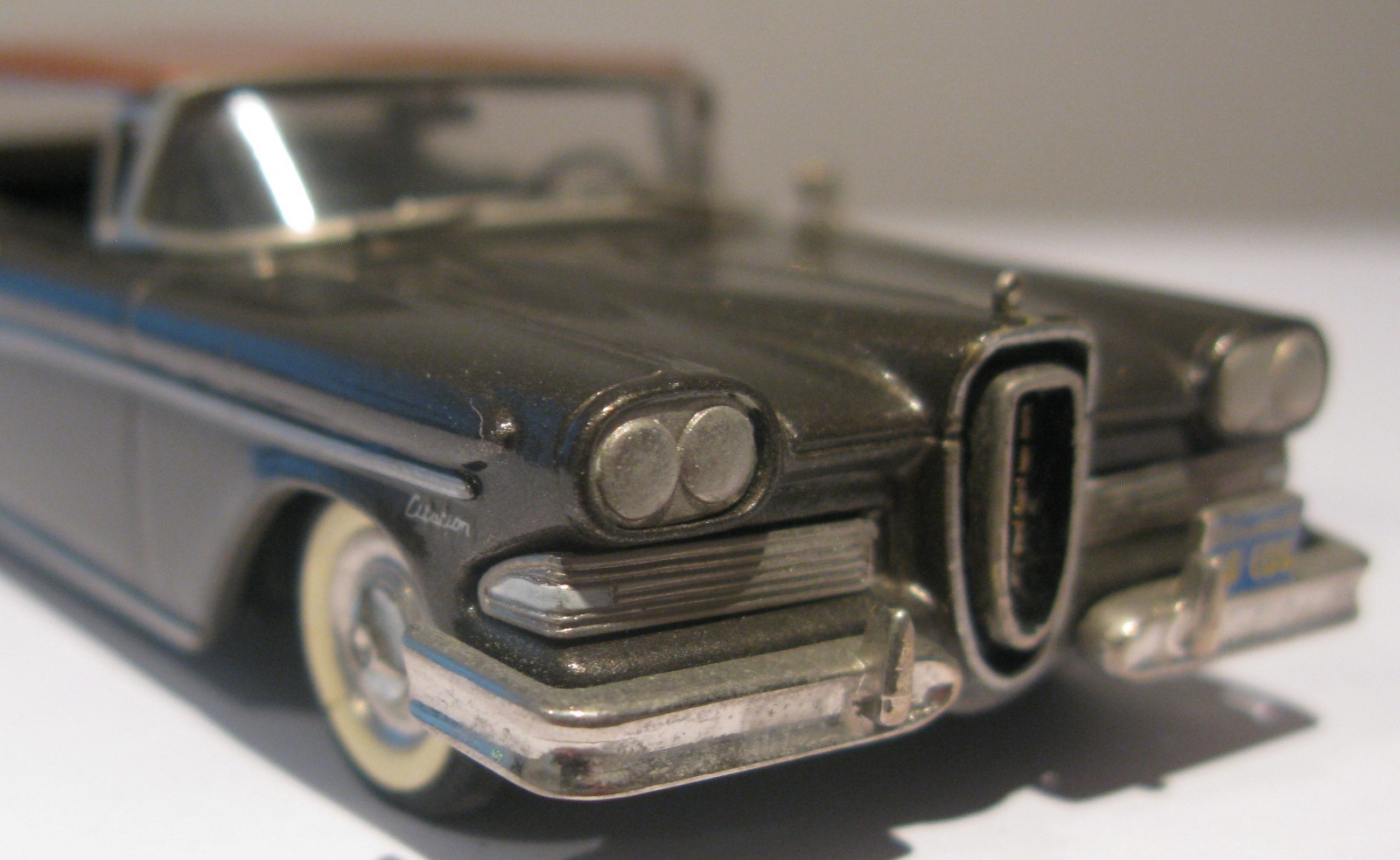 Mini Marque 1:43 US 5B 1958 Met Graphite & Copper Edsel Citation 2 Door Hardtop