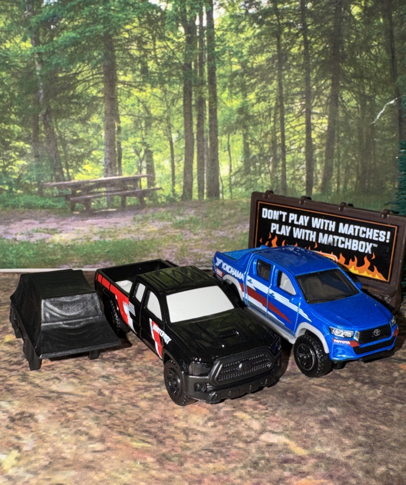 Matchbox 2016 Toyota Tacoma w/ Removable Top & Helux Yokohama Off Road II NLFFP
