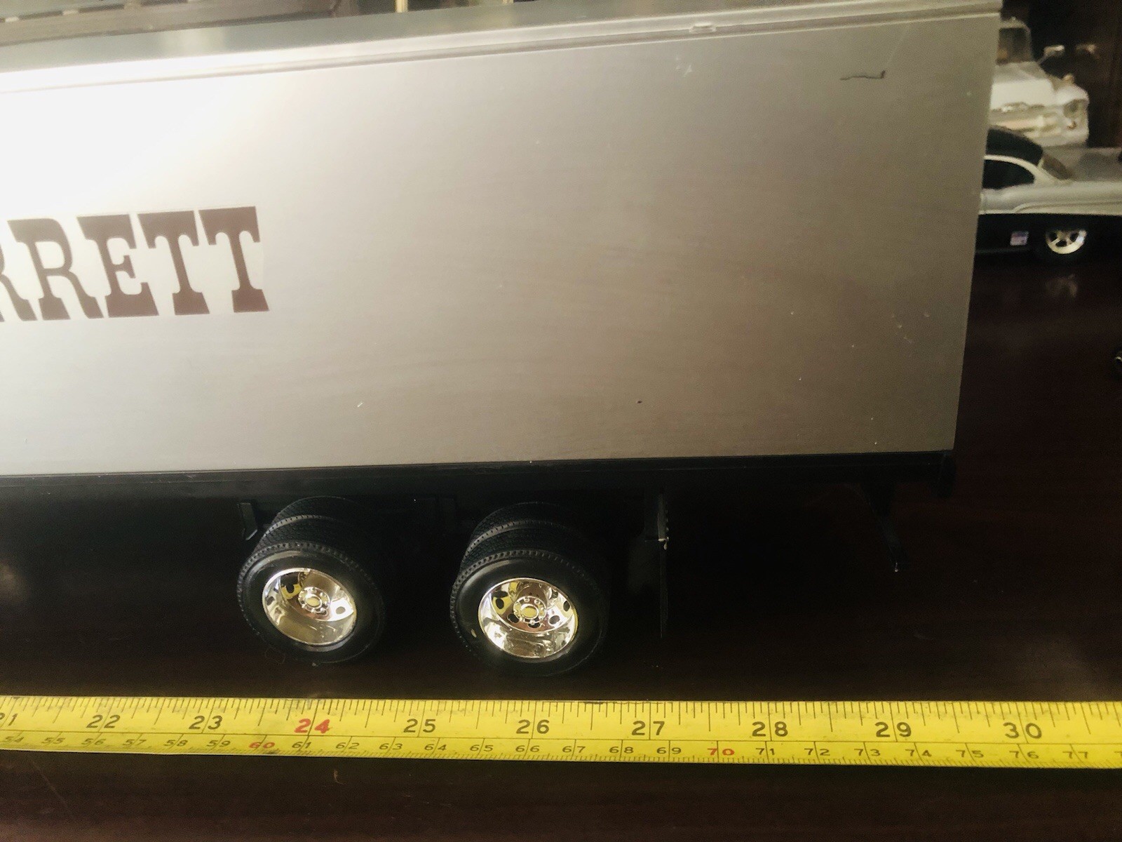 1:28 Enzaka Peterbilt Black W/Levi Garrett Refrigerated Van Trailer