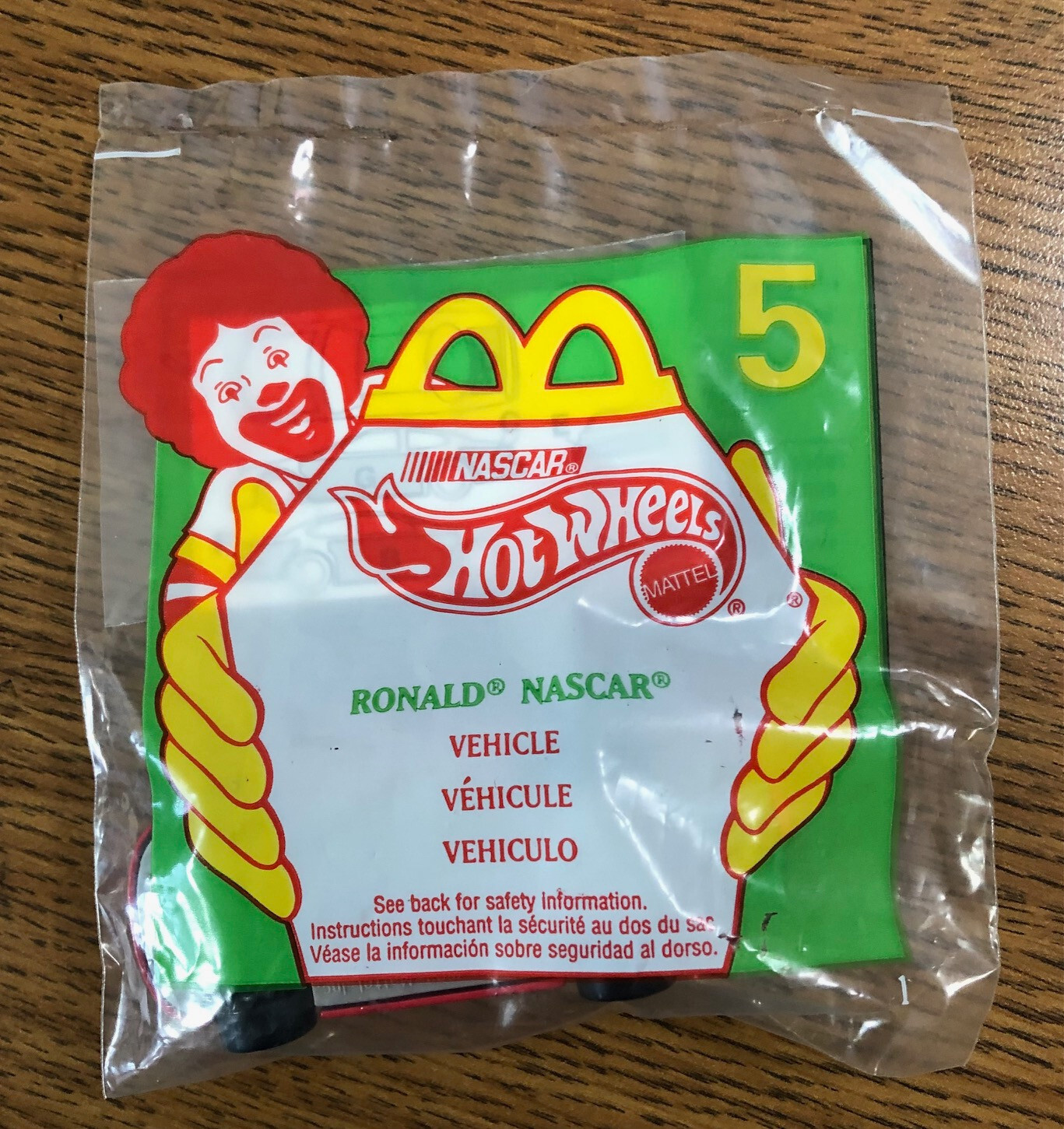 1998 McDONALD’S HOT WHEELS RONALD NASCAR #5 HAPPY MEAL TOY