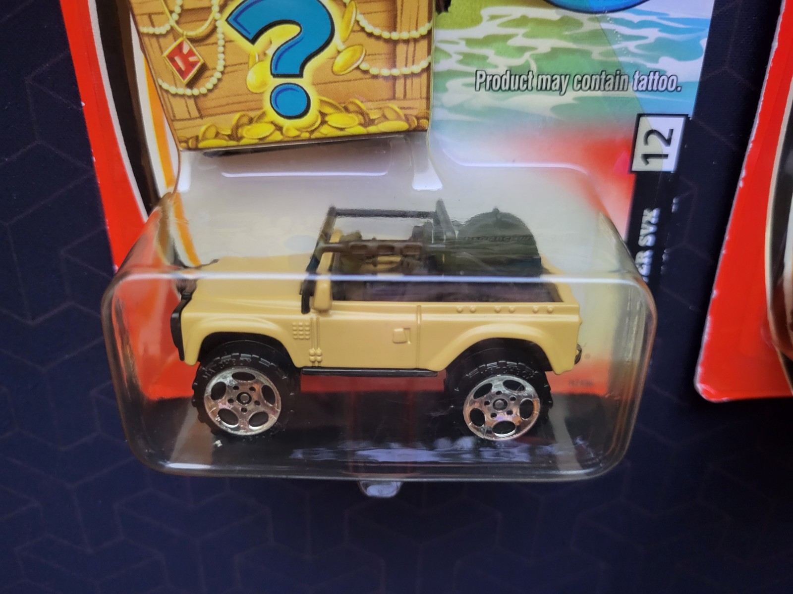 Matchbox Treasure Chest Land Rover SVX Tan #12 / Black #52 SUV (✔️Lot of 2)
