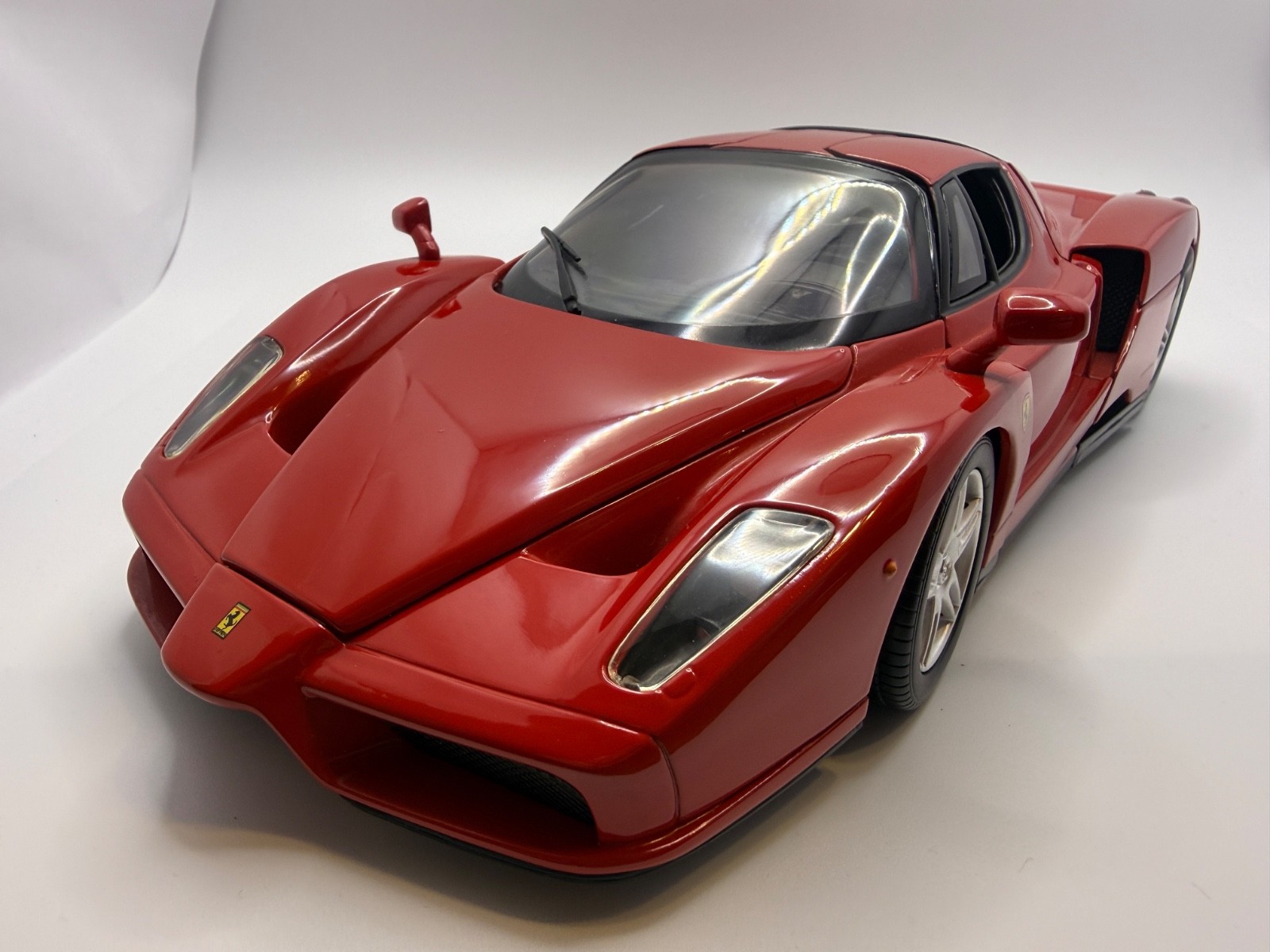 1/18 Mattel Hot Wheels Enzo Ferrari red vintage 2002 in box, Rare