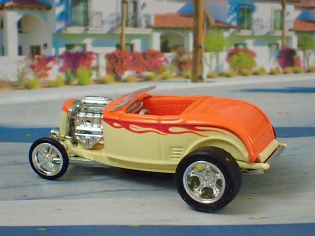1932 Ford Roadster Hi-Boy Supercharged Flathead V8 Street Rod 1/64 Scale Ltd B
