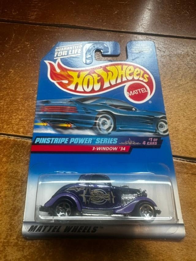 1999 Hot Wheels Pinstripe Power Series 3-Window ’34 #953 Purple