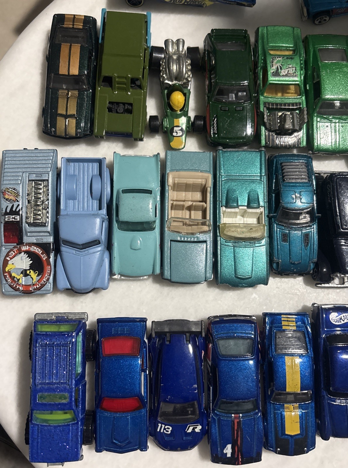 Hot Wheels Lot (32+) Random Loose Cars Bulk Mixed Diecast Mattel BLUE GREEN