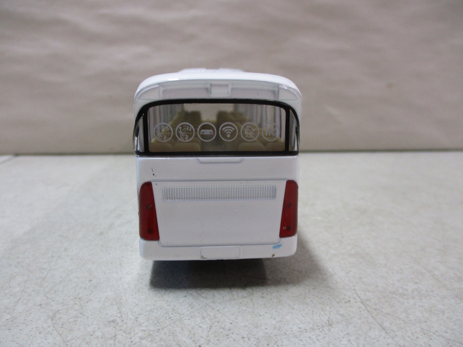 Kinsfun Coach Bus