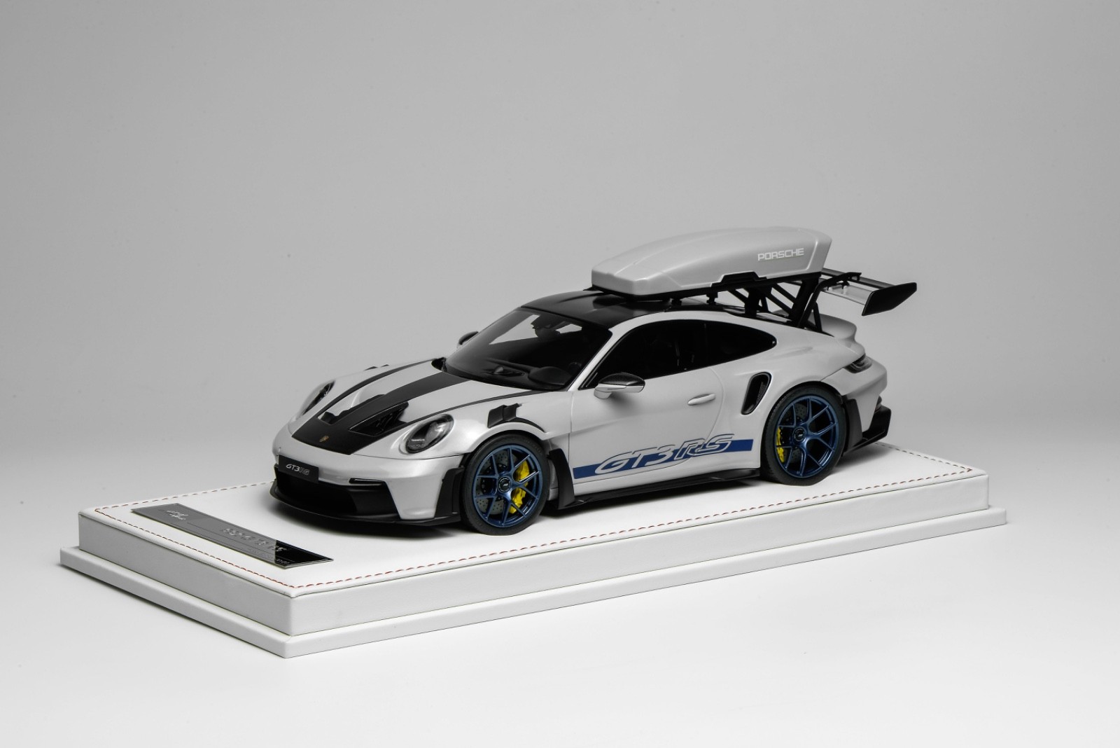 1/18 Ivy Porsche 911 GT3 RS with Luggage Rack Gray ,Blue Wheels AB633 LAST ONE