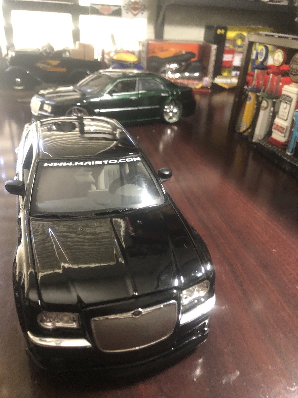 1:18 Chrysler 300C Hemi Black