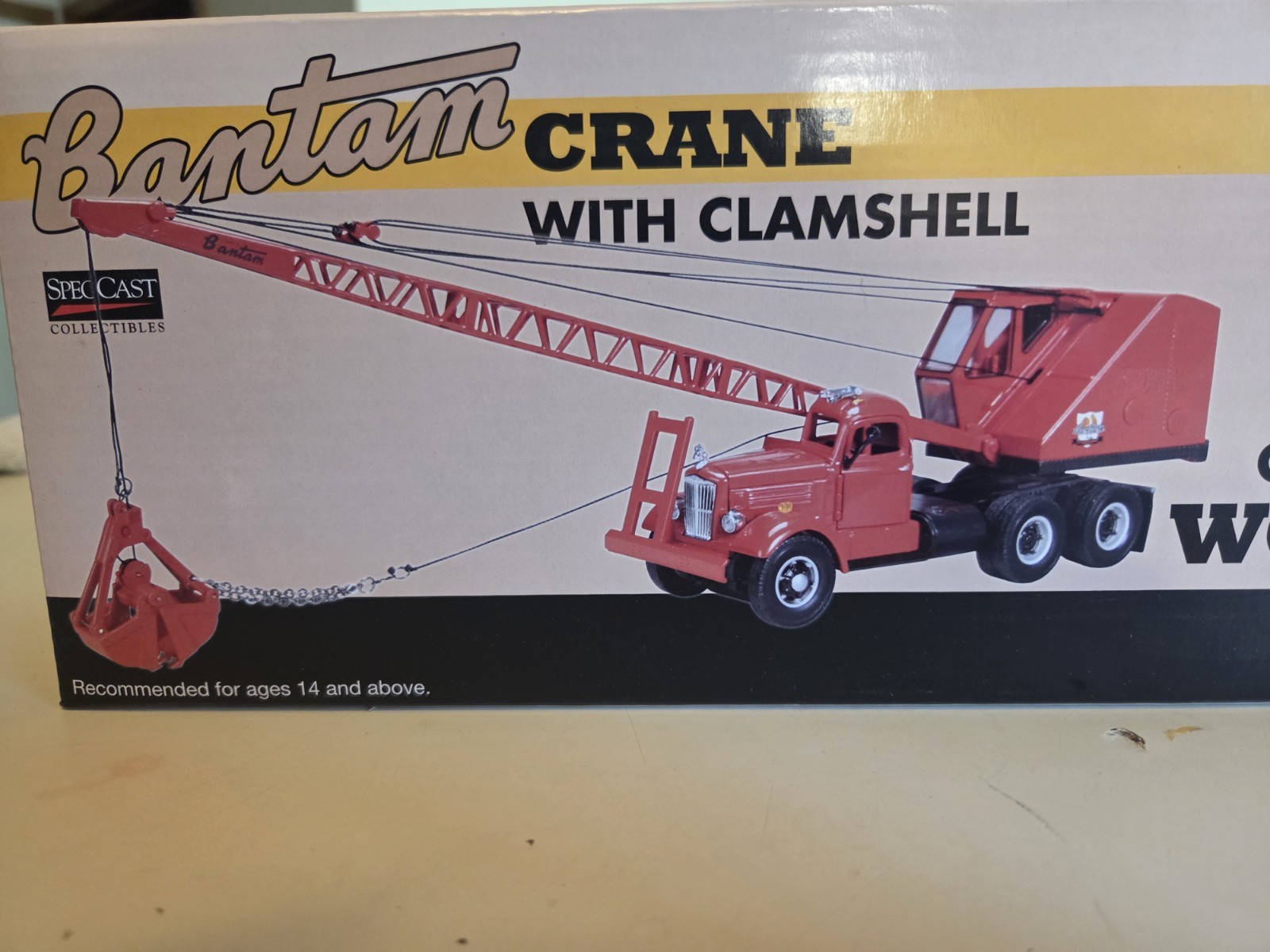 SpecCast Bantam Crane w/ Clamshell on White WC Truck 1:50 Diecast Metal
