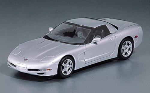 1:18 UT Models Chevy Corvette C5 HT (Z06, FRC) (’99) black, red, silver