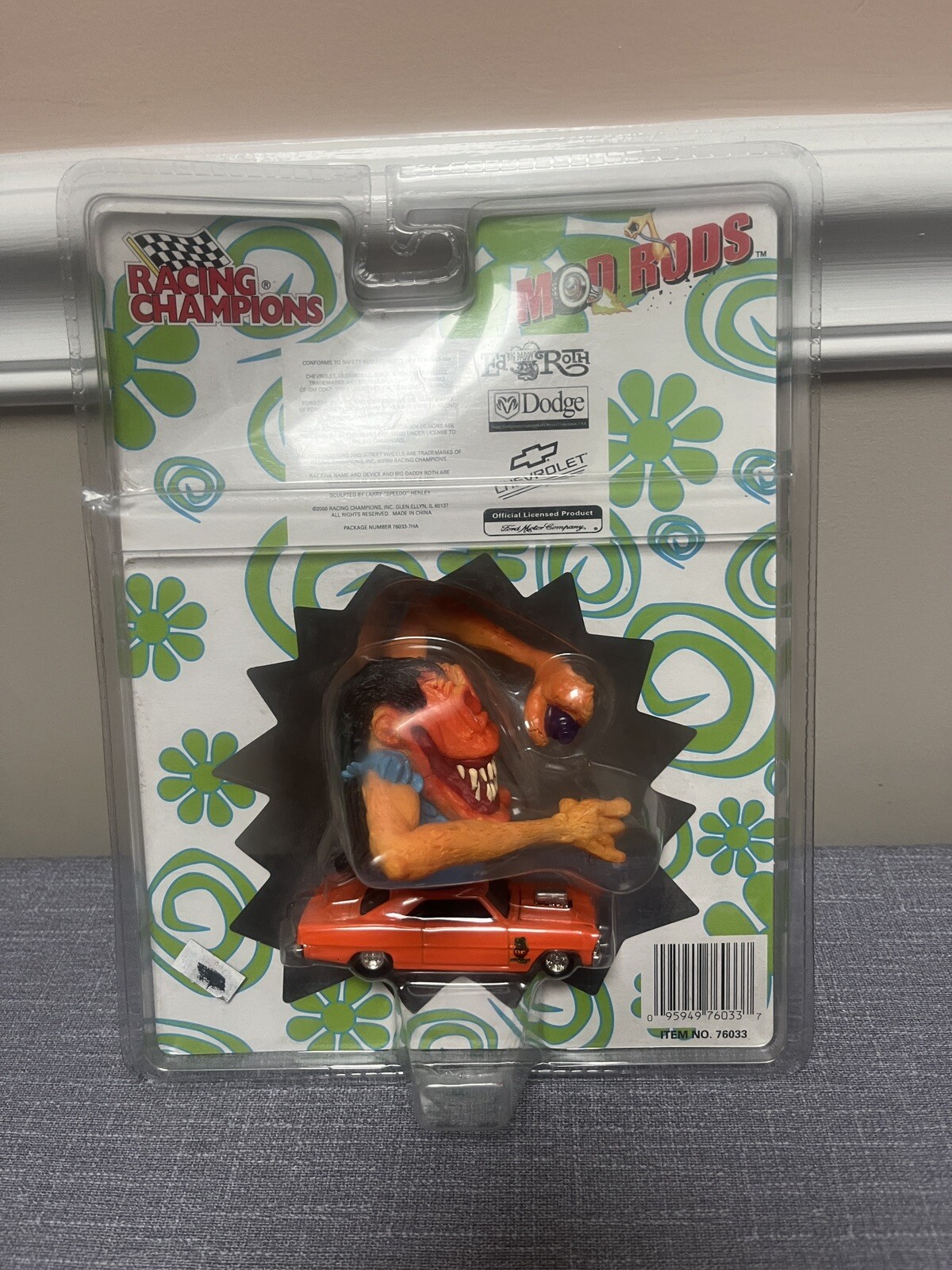Racing Champions Mod Rods Rat Fink with Diecast Figure & Orange Nova 76033