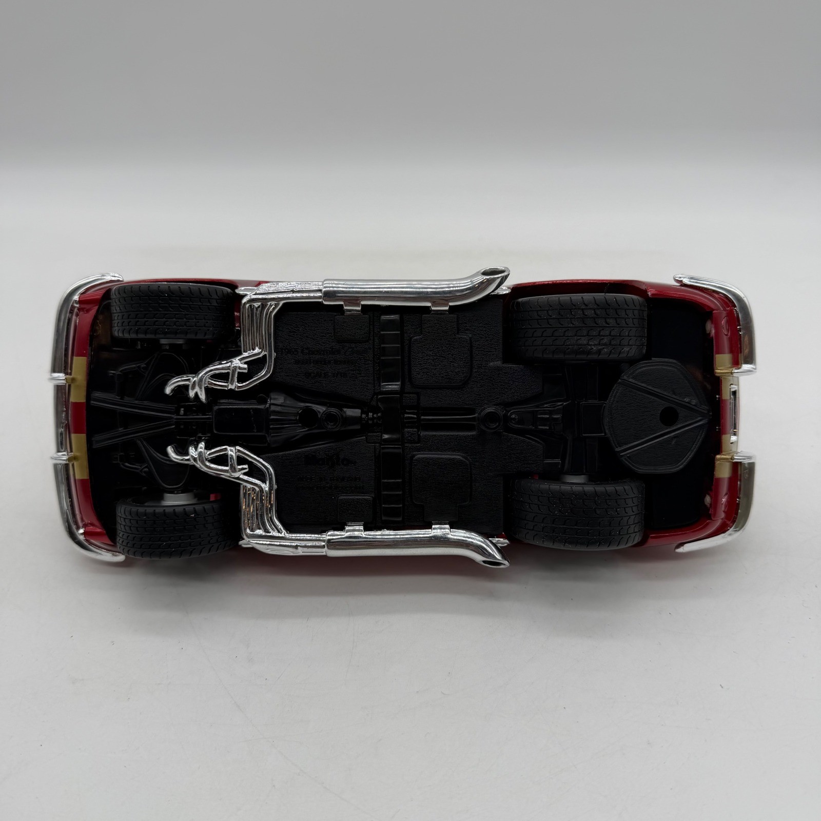 Maisto Pro Rodz 1965 Chevrolet Corvette 1/18 Red/Gold Racing Stripes Diecast Car