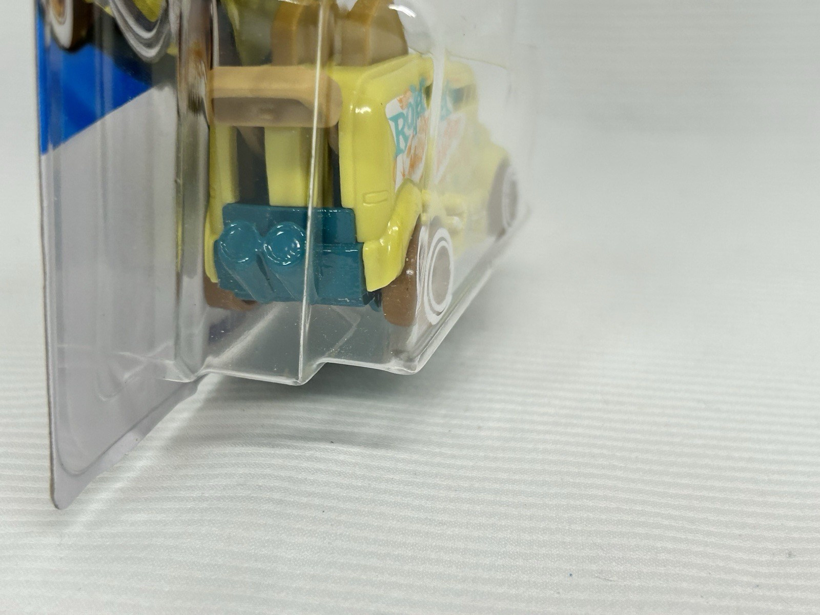 Hot Wheels Roller Toaster #39 Experimotors 3/5 Yellow New 2026