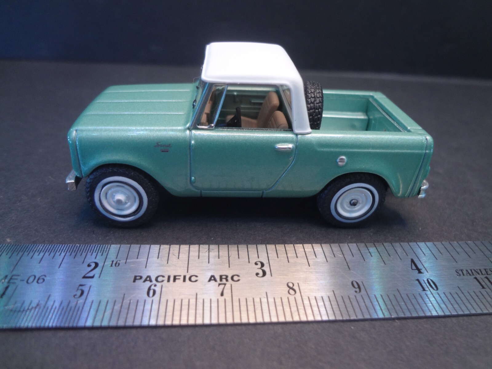 Greenlight 1965 Harvester Scout Half Cab Pickup w/ removable top – Loose 1:64