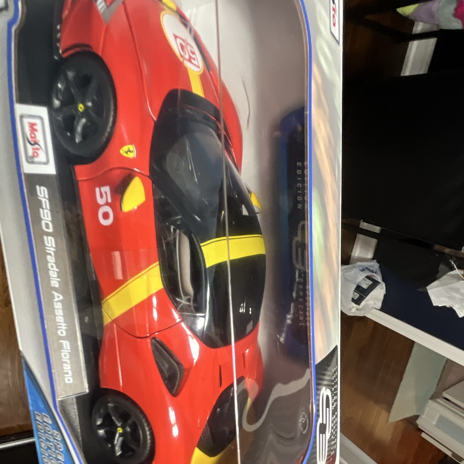 Maisto Ferrari SF90 Stradale Assetto Fiorano 1:18 Red Unopened Box