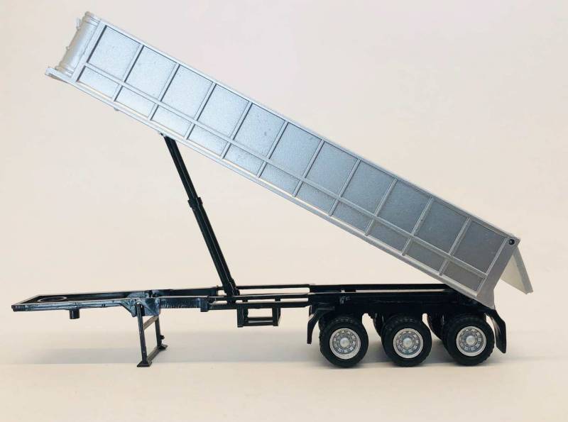 HO 1:87 Promotex # 5340 – 36′ – 3 axle Gravel Truck Semi Trailer
