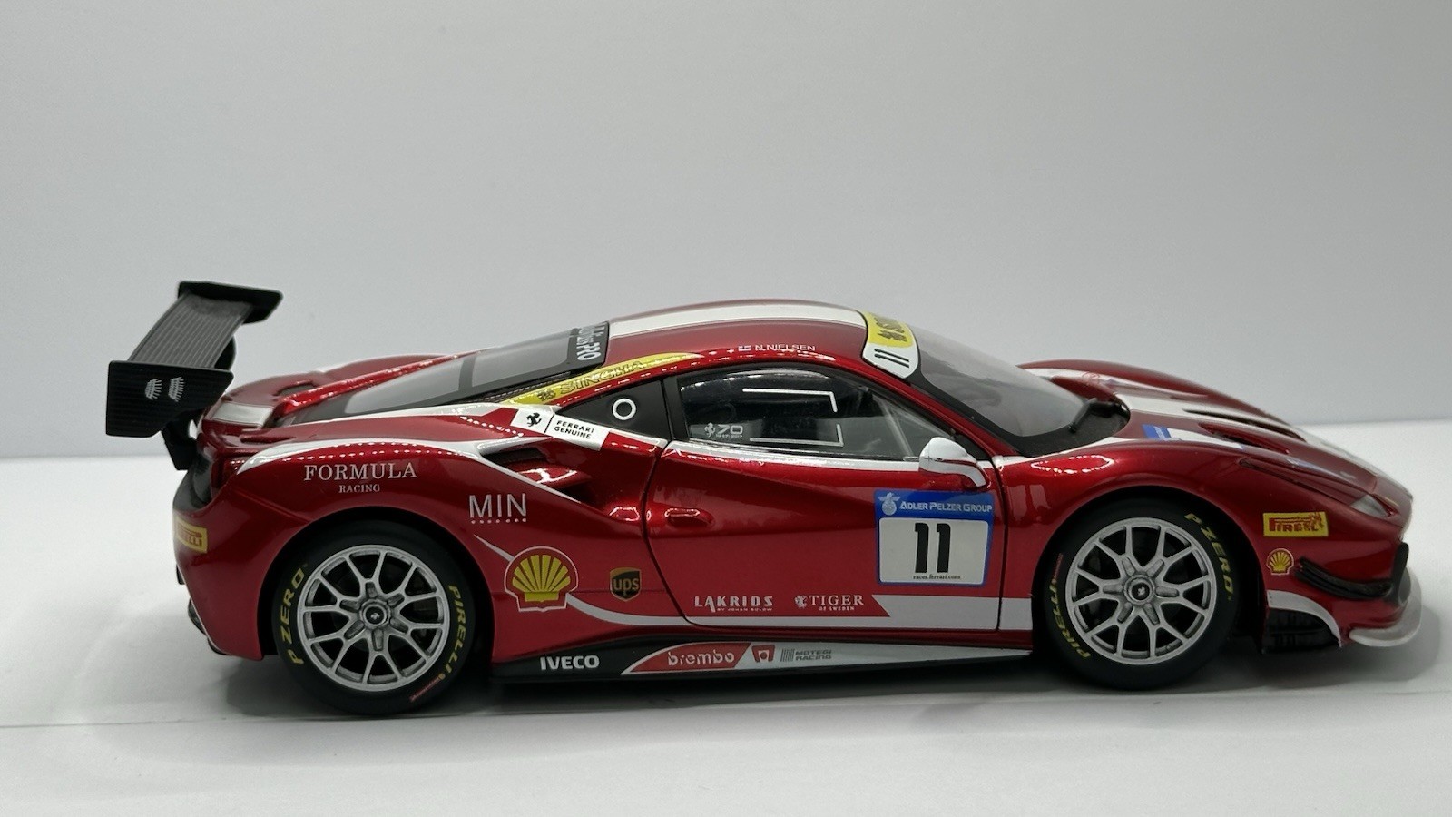 Bburago 1/24 Scale Ferrari 488 Challenge #11 Candy Red with White Accents 26308