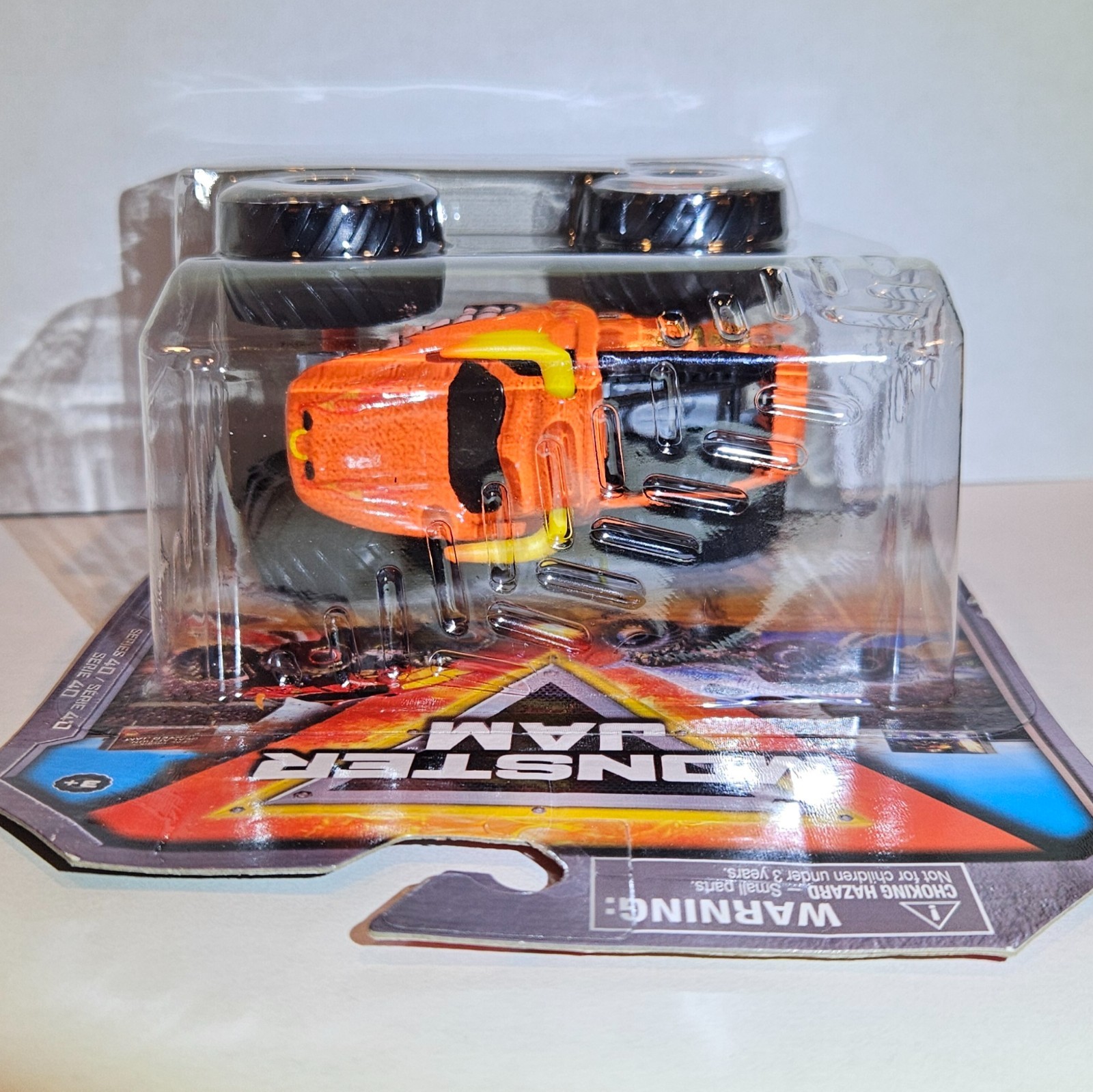 SpinMaster Monster Jam Series 40 Crazy Creatures EL TORO LOCO Truck 2025