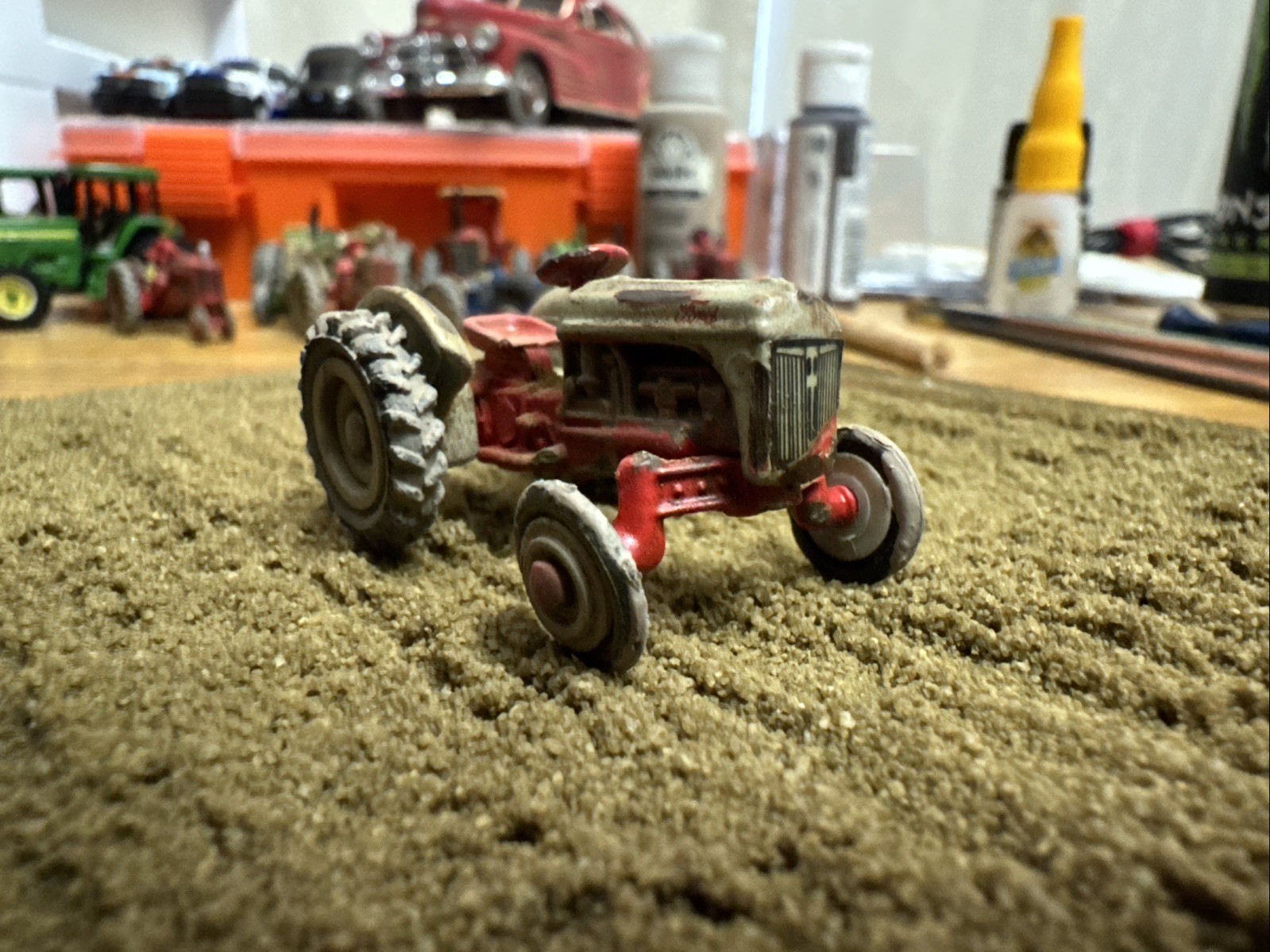 1940s Ford Model 8N Tractor. 1:64 Weathered Rusty Farm Used.