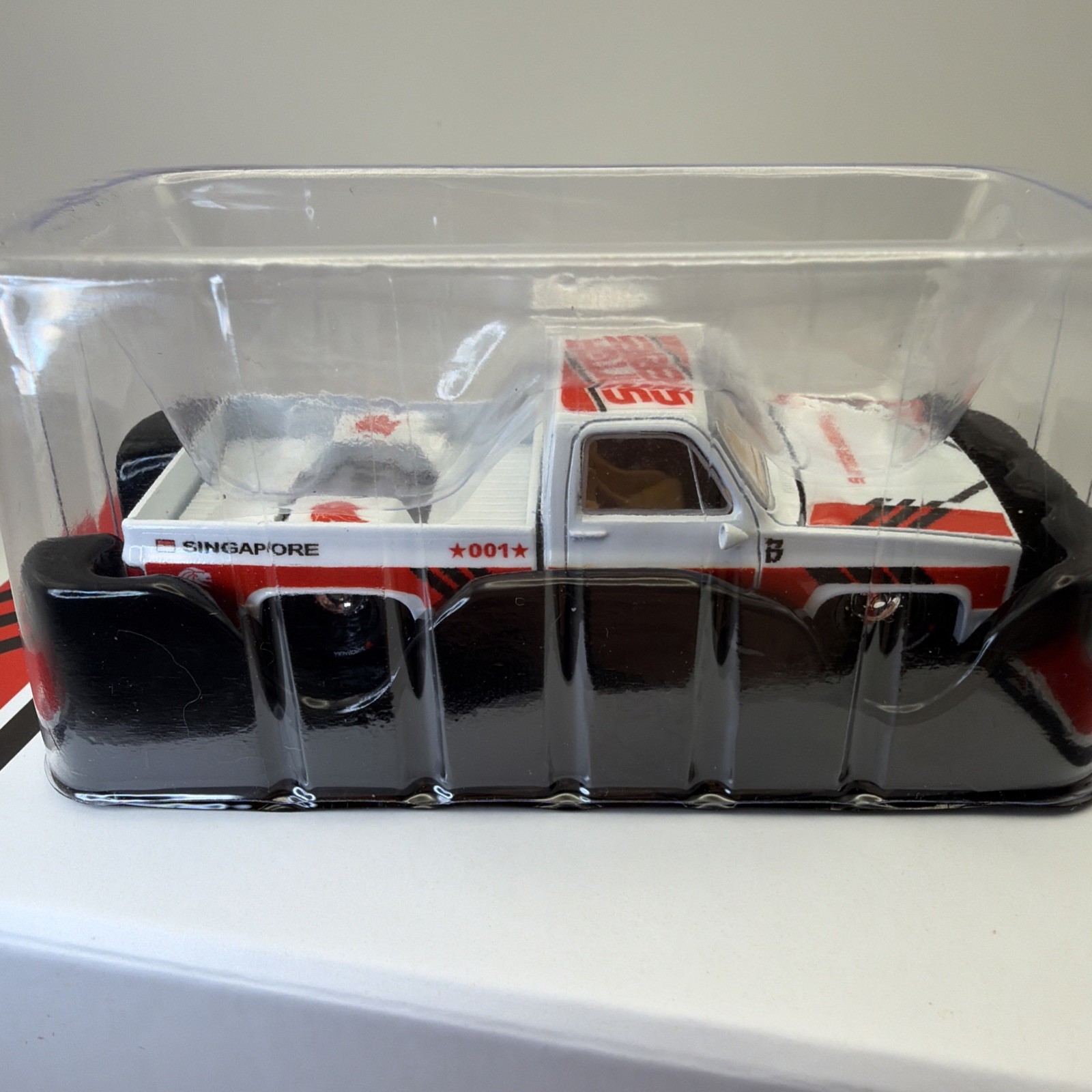 Black Crow Customs Singa Silverado Kaido House, In Hand! Bad Paint! Damaged!