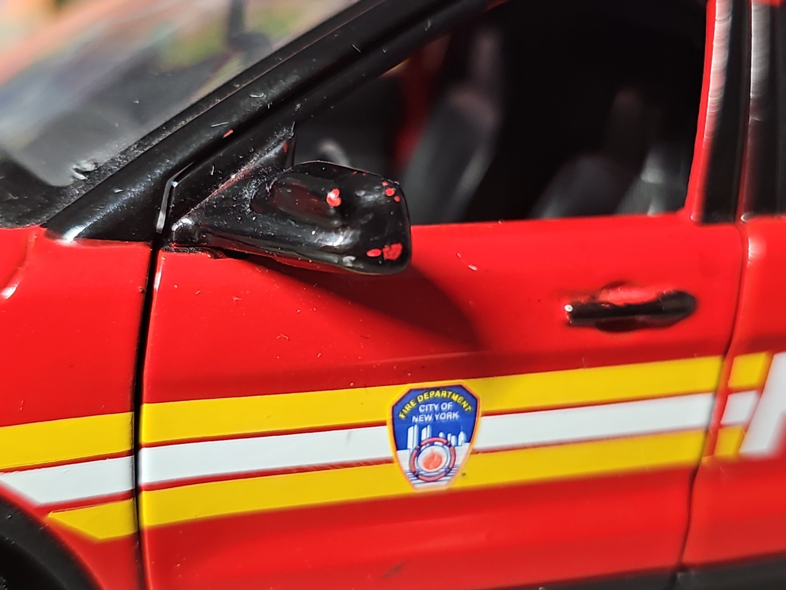 MotorMax 2015 Ford Explorer Interceptor FDNY Red 1:24 Diecast Car NO BOX READ