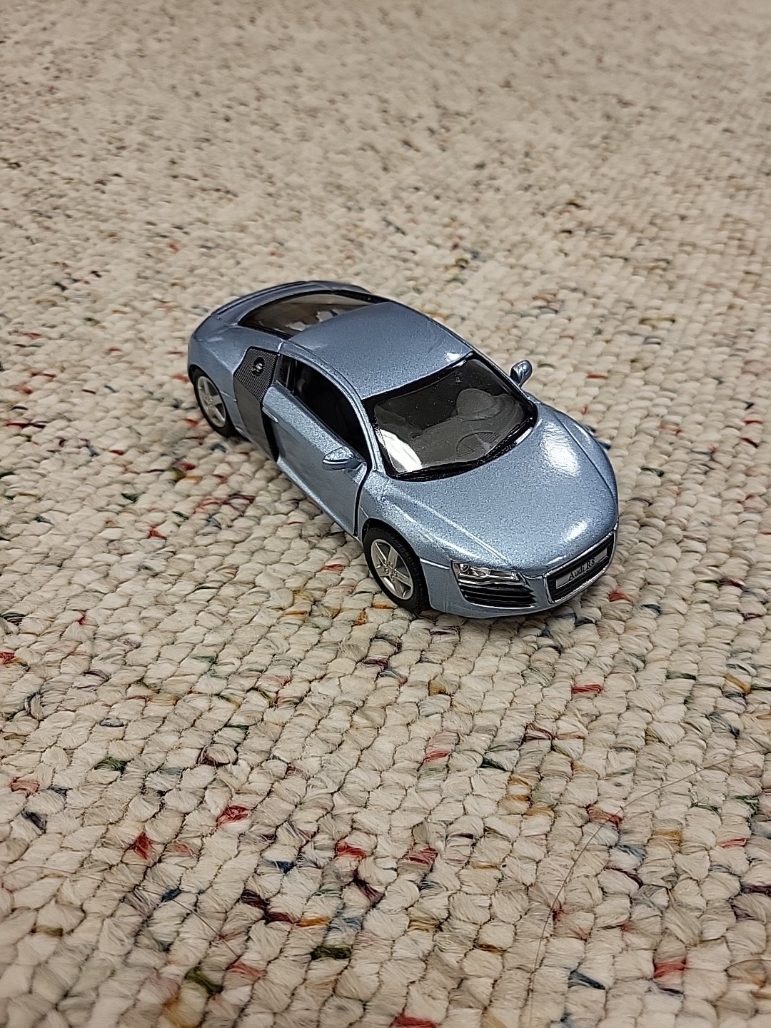 Kinsmart Diecast Cars Audi R8 1/36 Scale 2009 KT5315 Light Blue Pull Back Car