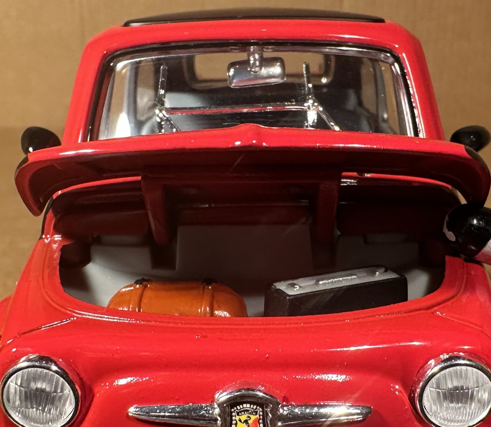 Road Legends 1/18 Scale 1960 Fiat Abarth 695SS Coupe, Red, Good condition