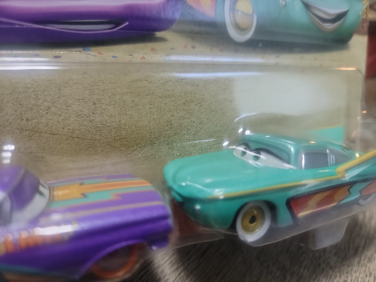 Disney Pixar Cars Mater LMQ Ramon & Flo Race To Celebrate Edition