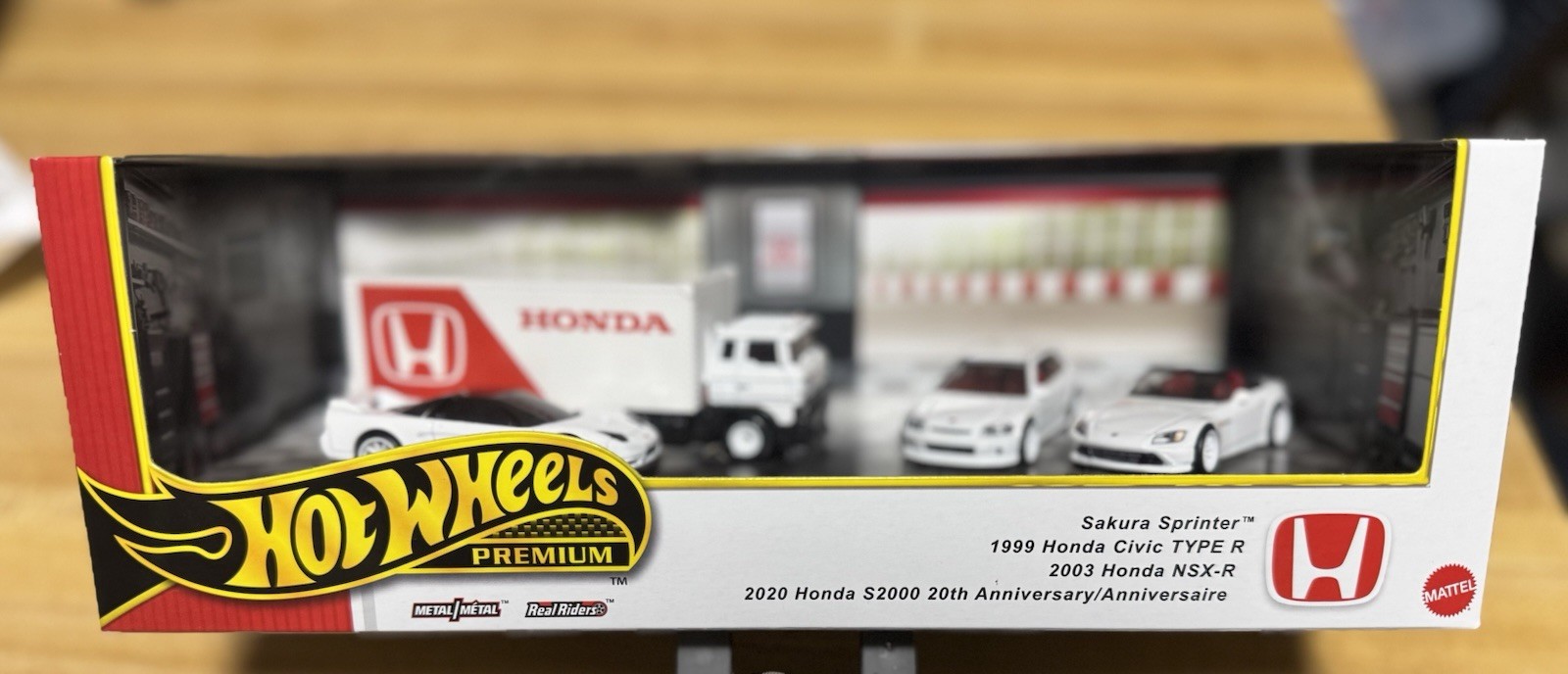 Hot Wheels 2025 Premium Collector Diorama Honda Set Civic Type-R, NSX-R, S2000
