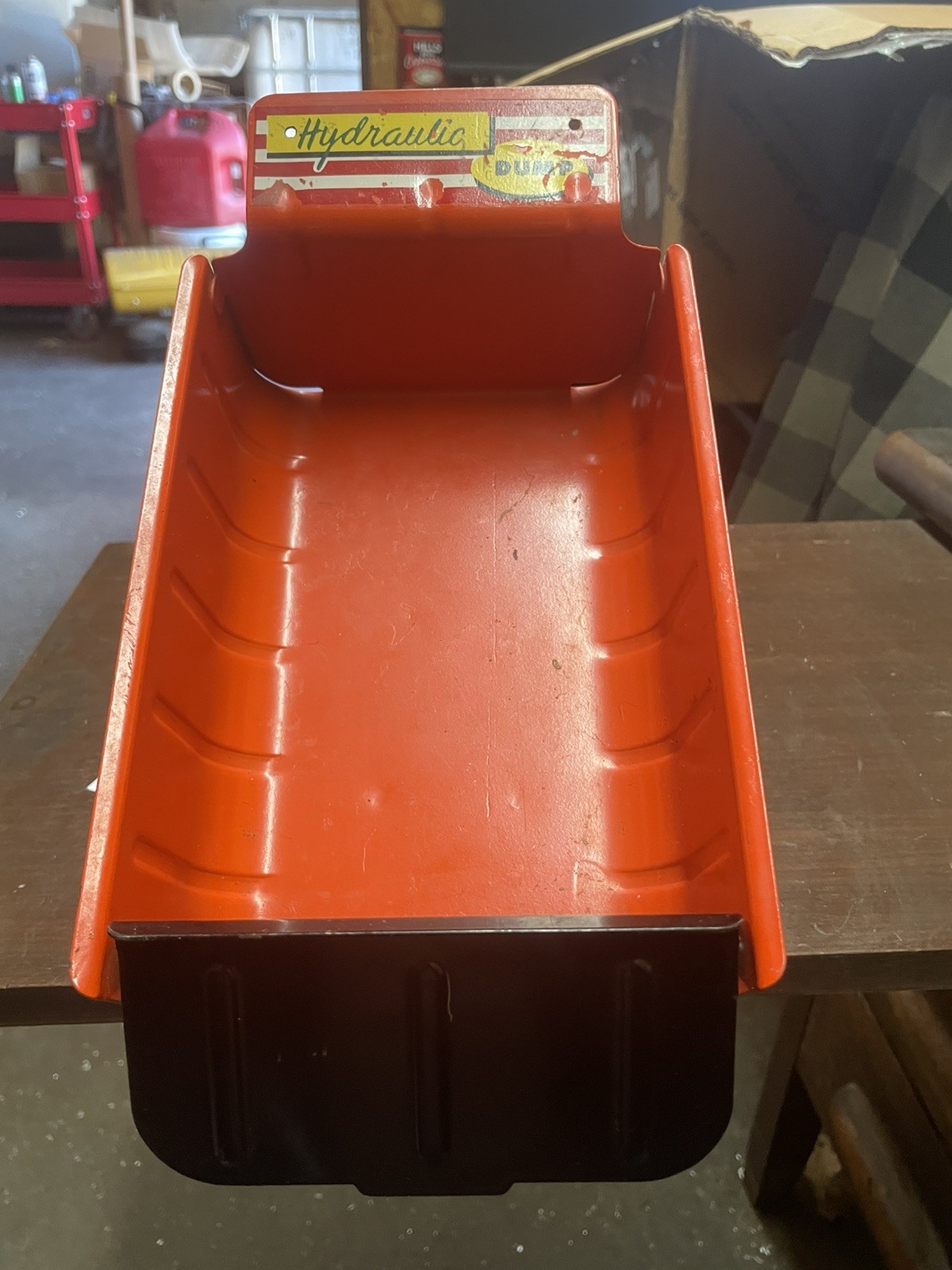 Vintage! 1940’s Louis Marx pressed steel, hydraulic dump Truck “WORKS”