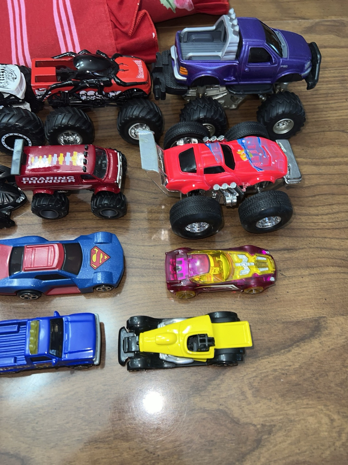 Big Hot wheels And Other Car Lot With Trucks