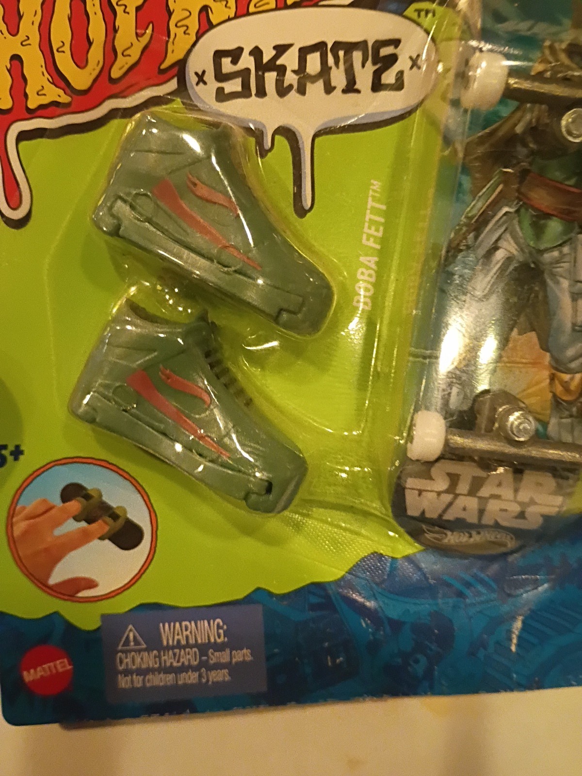 New 2022 Hot Wheels Skate STAR WARS BOBA FETT Fingerboard Screen Legends MINT