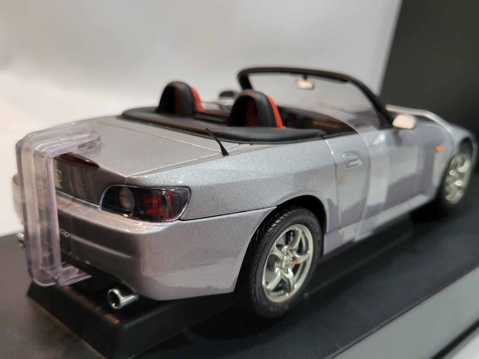 NEW AUTOart 1/18 HONDA S2000 LH DRIVE SILVER RARE AMERICAN VERSION MINT AP1