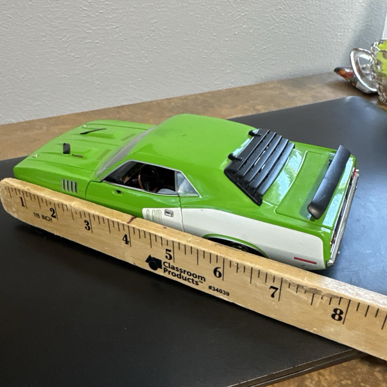 Die Cast Car Vintage 1971 Cuda 440 Green 1:24