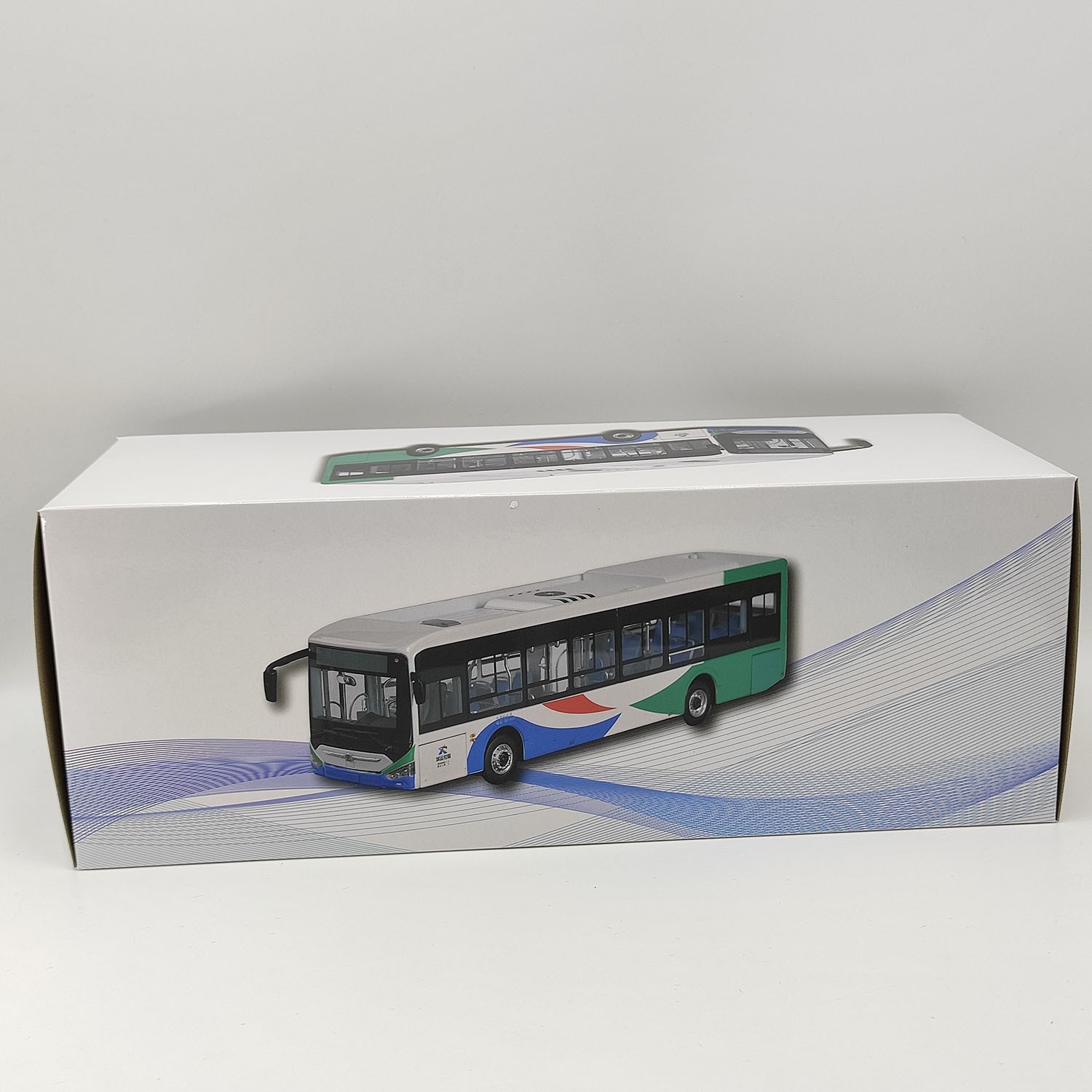 Original 1/43 Zhongtong Bus N12 LCK6126EVGRA1 Qingdao Bus Alloy Model