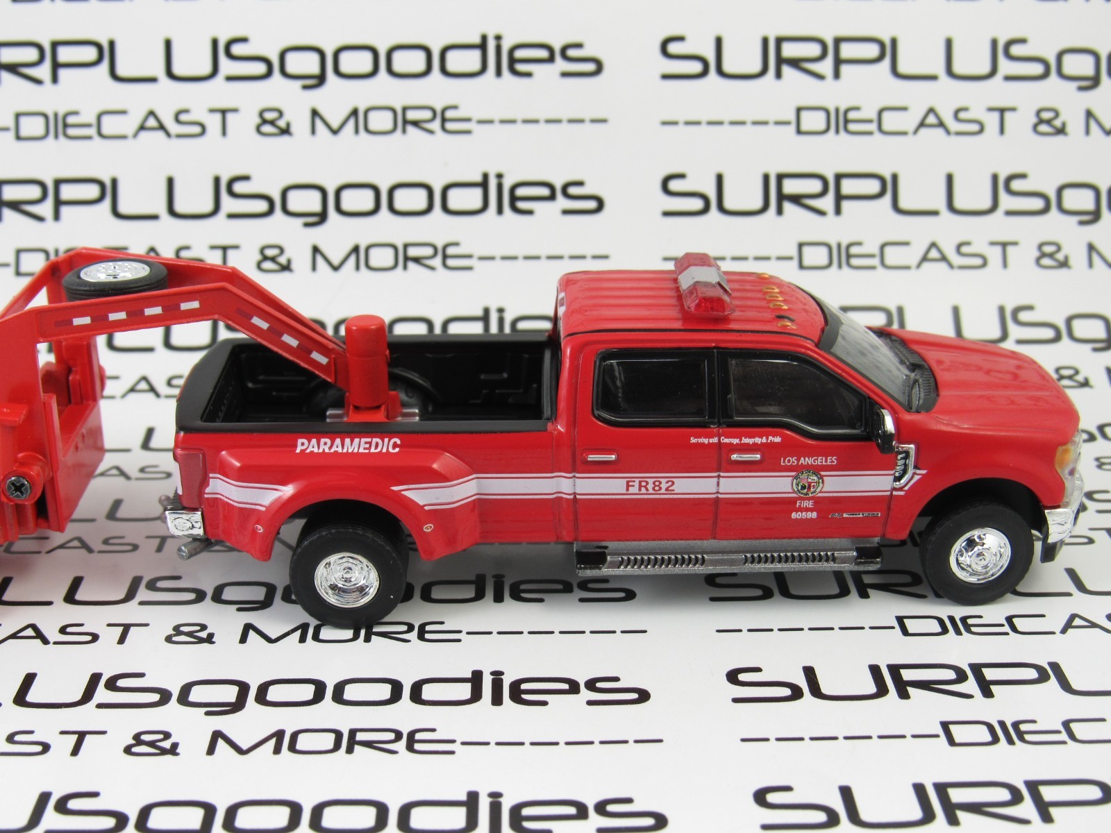 Greenlight 1:64 LAFD Fire Red 2018 FORD F-350 F350 Dually w/Gooseneck Trailer