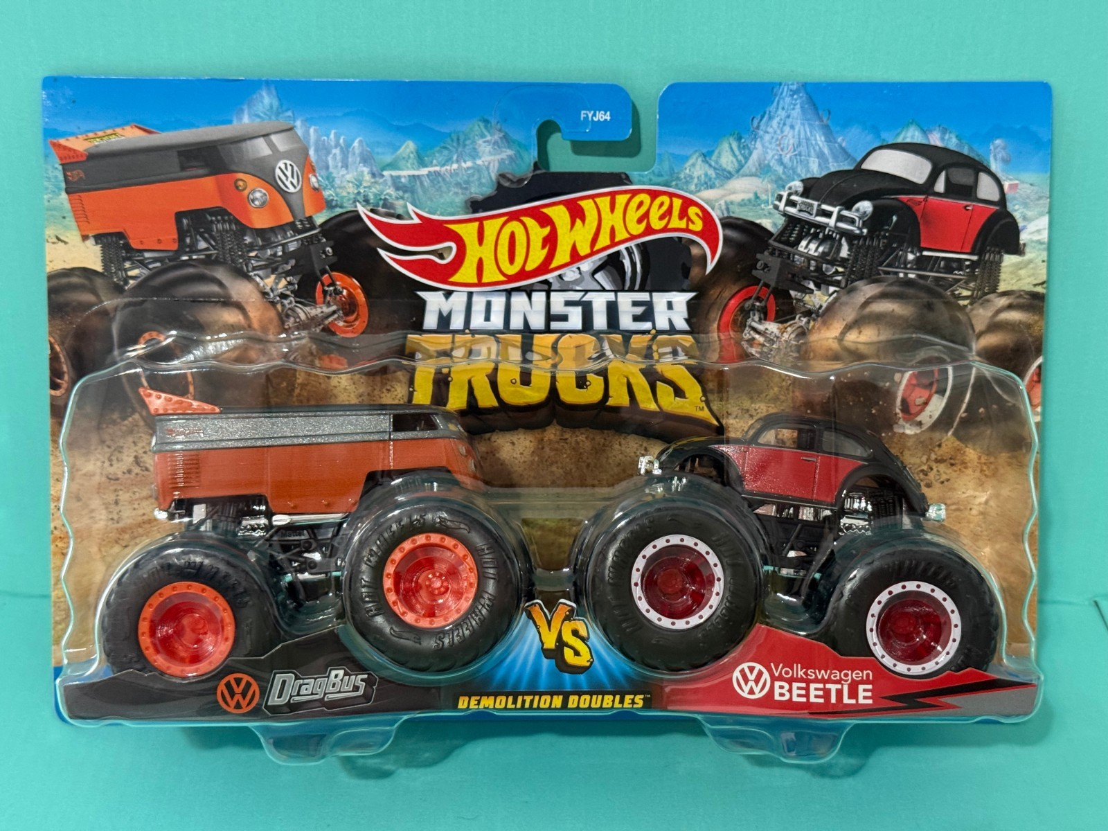 HOT WHEELS MONSTER TRUCKS 2 PACK DEMOLITION VW DRAGBUS VOLKSWAGEN BEETLE 1:64 3+