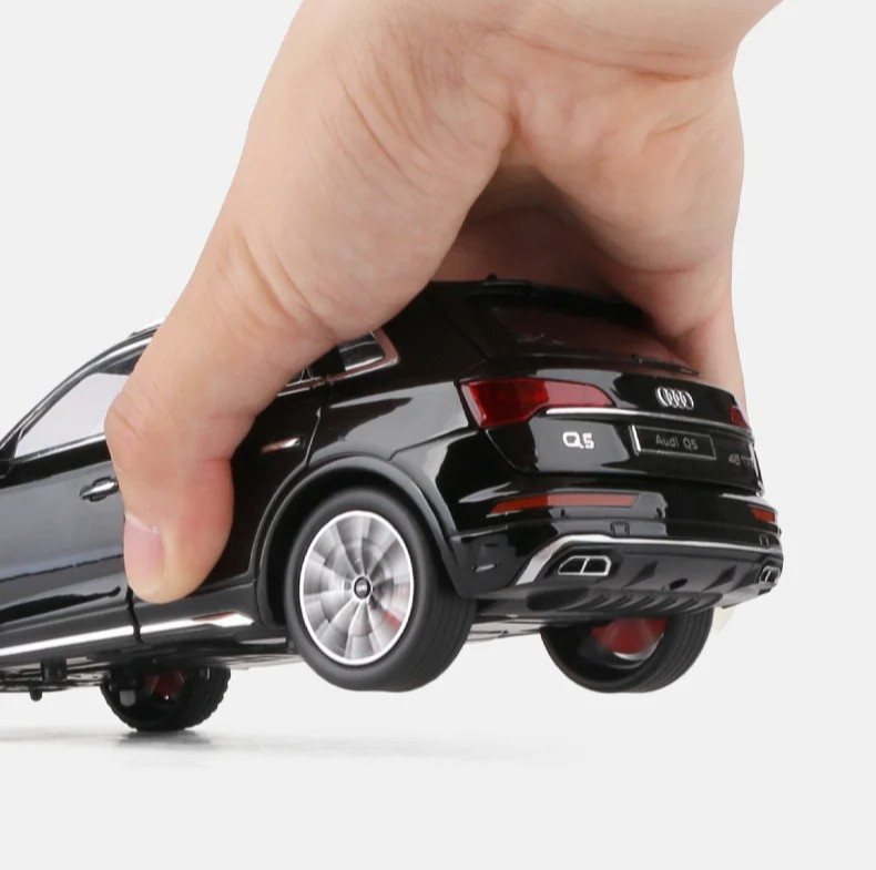 1:24 Audi Q5 SUV Alloy Diecast Metal Car Model Vehicle Collection Toy Gift NEW