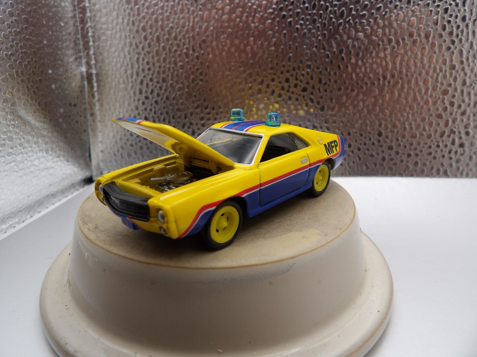 1968 AMC AMX MAD MAX FMP INTERCEPTOR 2010 JOHNNY LIGHTNING FOREVER 64 1:64