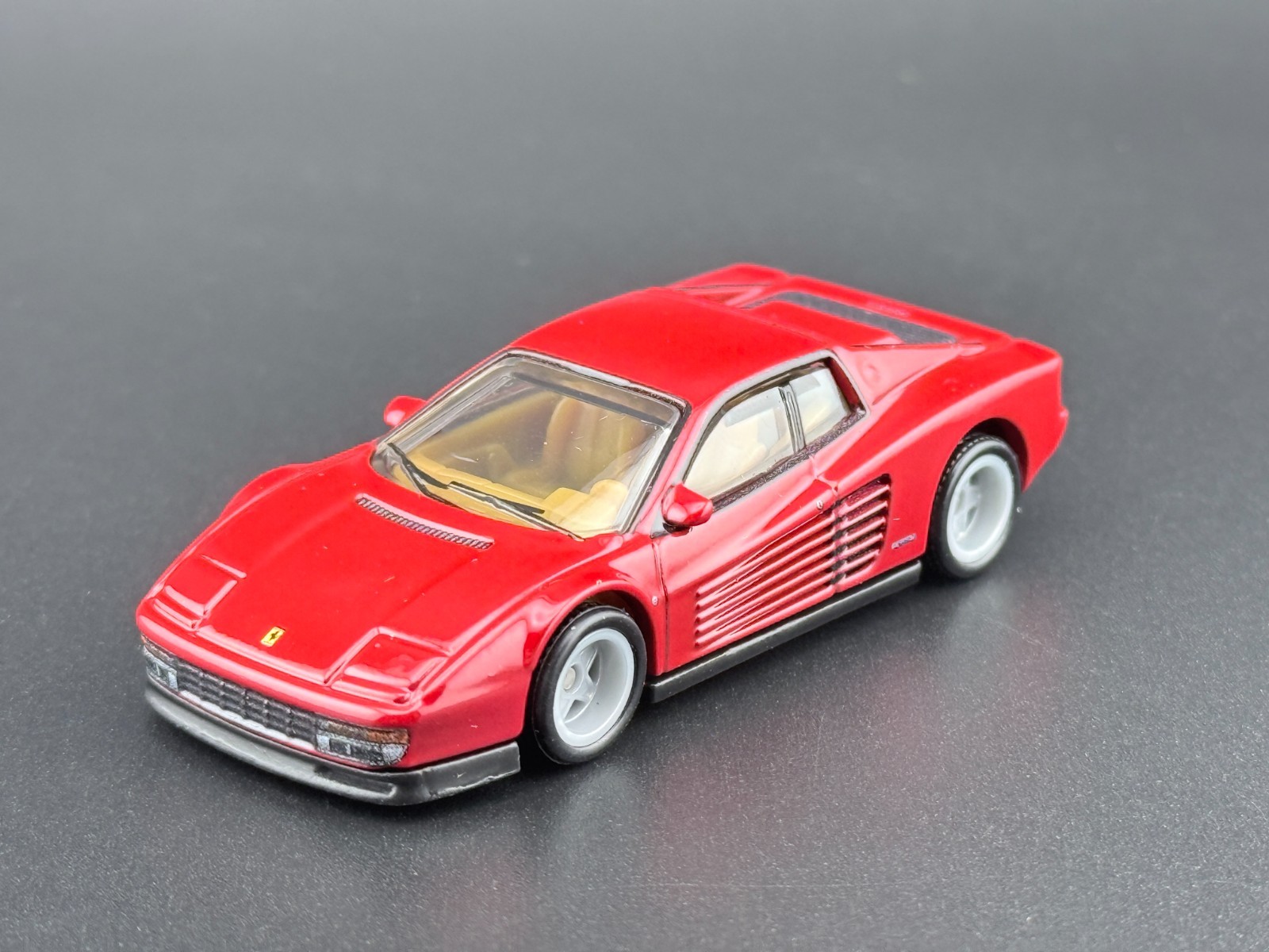 Hot Wheels Ferrari Testarossa Modern Classics FPY86-961S 1/64