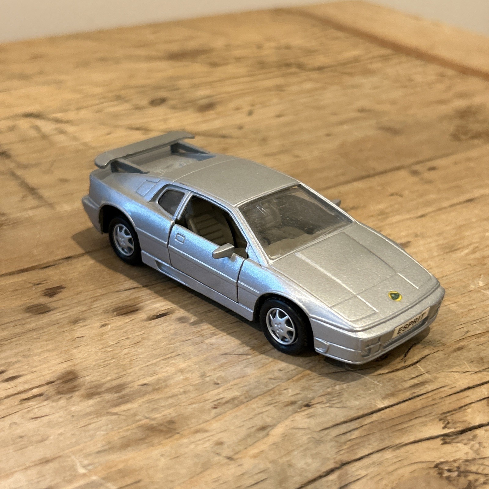 Maisto Lotus Esprit Scale 1:38 Silver with Box Die Cast and Plastic Model Car